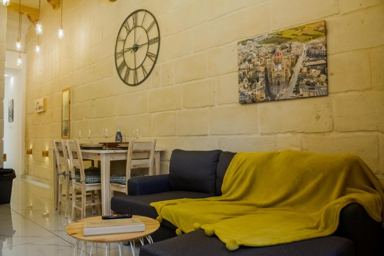 Ta' Gilard - Lovely Renovated Holiday Home Zabbar Ngoại thất bức ảnh